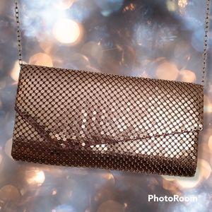 NWOT Le Chateau Shine Clutch